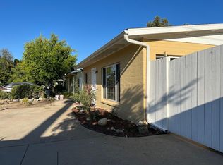22744 Mariano St, Woodland Hills, CA 91367