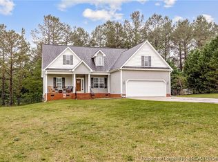 25 Remington Hill Dr, Bunnlevel, NC 28323