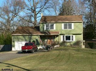 8 Sooy Ln, Absecon, NJ 08201