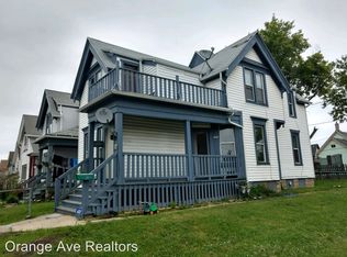 1574 S 12th St, Milwaukee, WI 53204