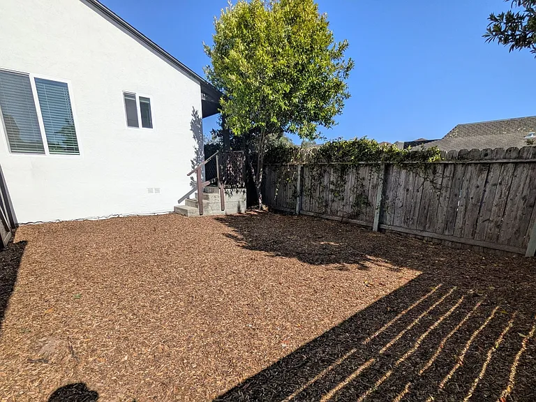 328 S Halcyon Rd — Photo 17