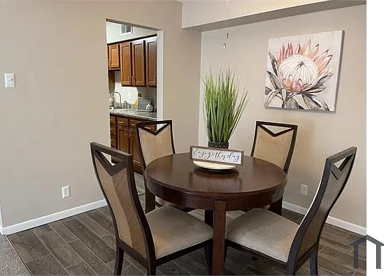 1 bed, 722 sqft, $750 — Photo 2