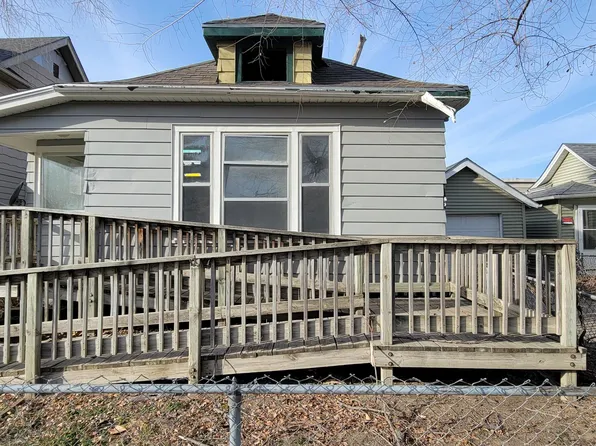 520 N 8th St, Council Bluffs, IA 51503