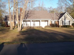 164 Country Bend Pl, Byram, MS 39272