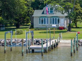 5084 Weaver Ln, Gloucester, VA 23061