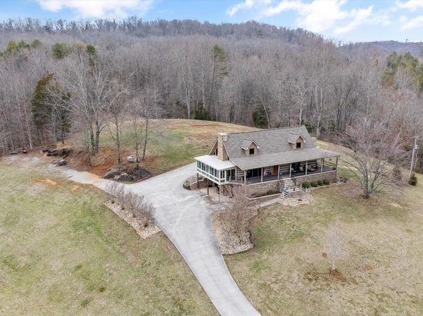 834 Shoal Creek Rd, Englewood, TN 37329