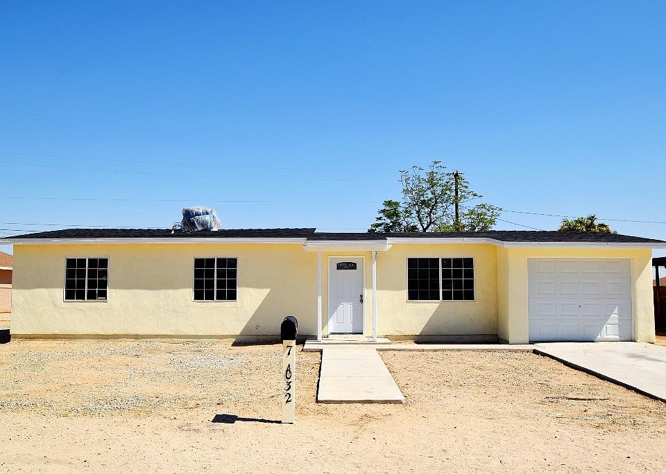1st image of 74032 Casita Dr
