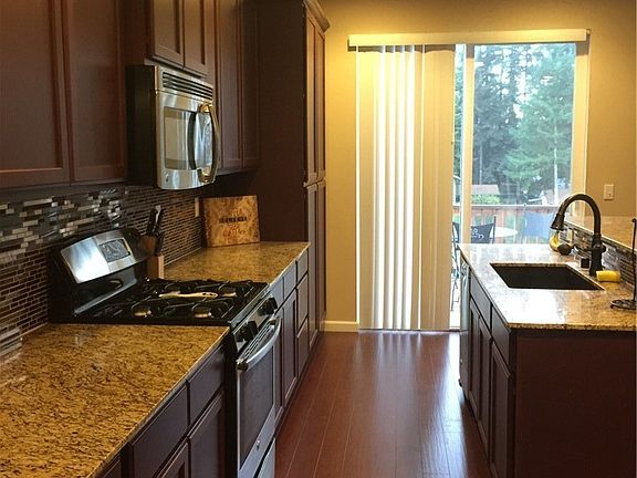 5th image of 4219 Goldcrest Dr NW