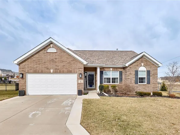 6 Autumn Bluffs Ct, Fenton, MO 63026