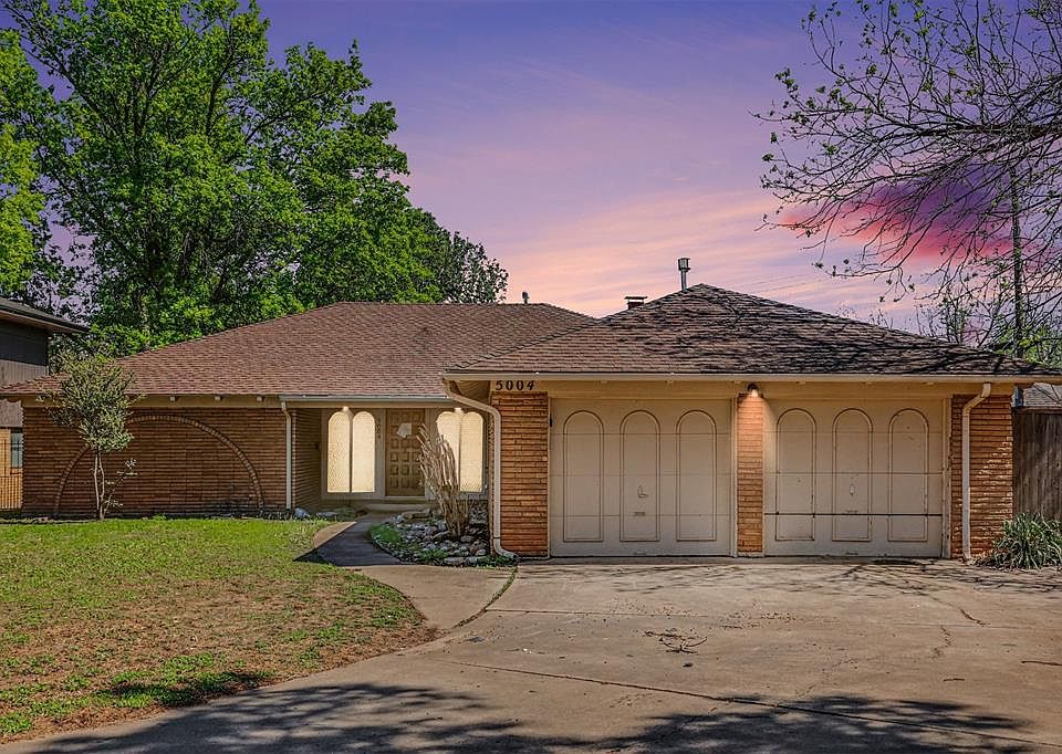 1st image of 5004 NW 61st Pl