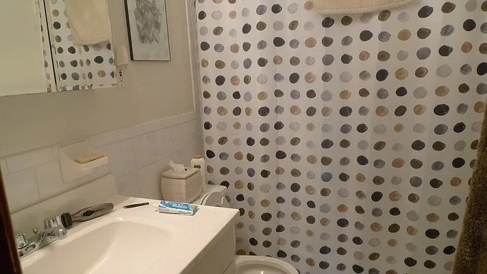 Rented by America Mecca Realty LLC | media 37