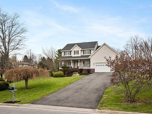2nd image of 408 Cedar Orchard Dr W