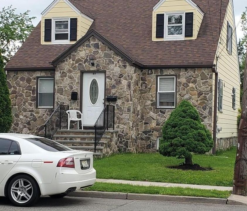 1st image of 89 6th Ave #B
