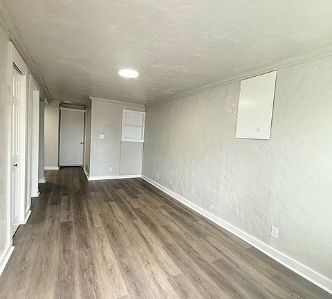 2nd image of 924 Pacific Ave #D