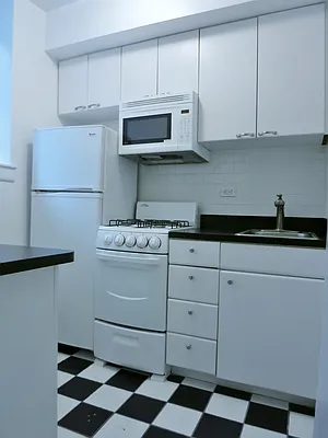 Rented by City & Suburban | media 4