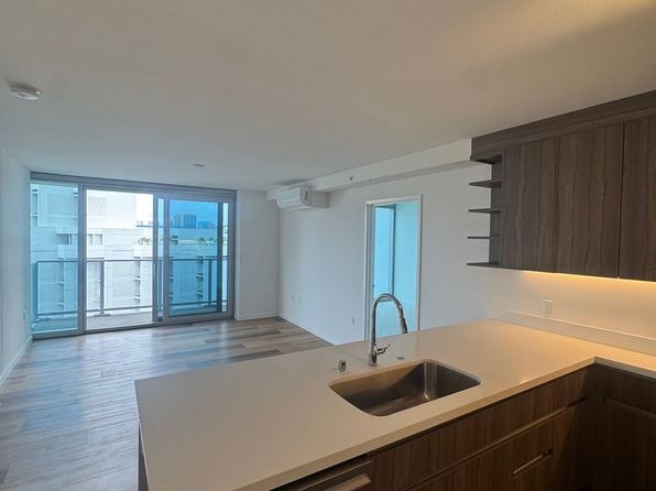 1500 Rycroft St #1102R