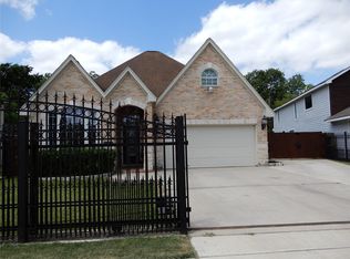 13531 Russ Dr, Houston, TX 77039