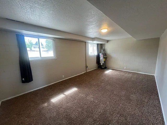 2077 S Atlantic St — Photo 9