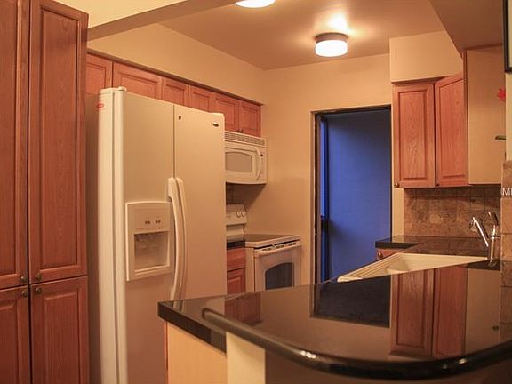 2nd image of 3075 Willow Green Dr #38