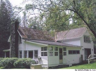 223/221 Reasonover Rd, Cedar Mountain, NC 28718