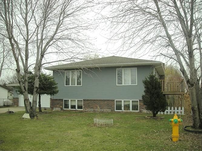 2nd image of 2499 Saint Johns Dr