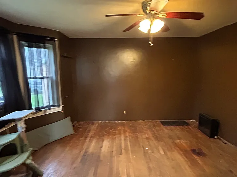 2425 Wheaton Ave — Photo 9