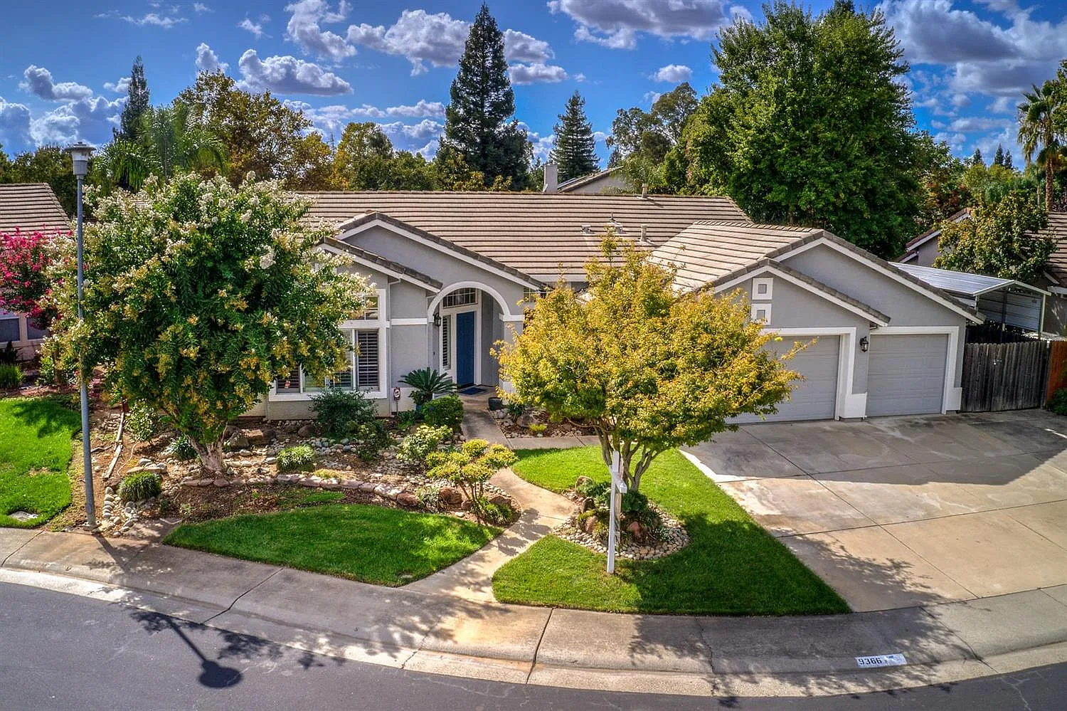 9366 Carrolton Pl photo 1