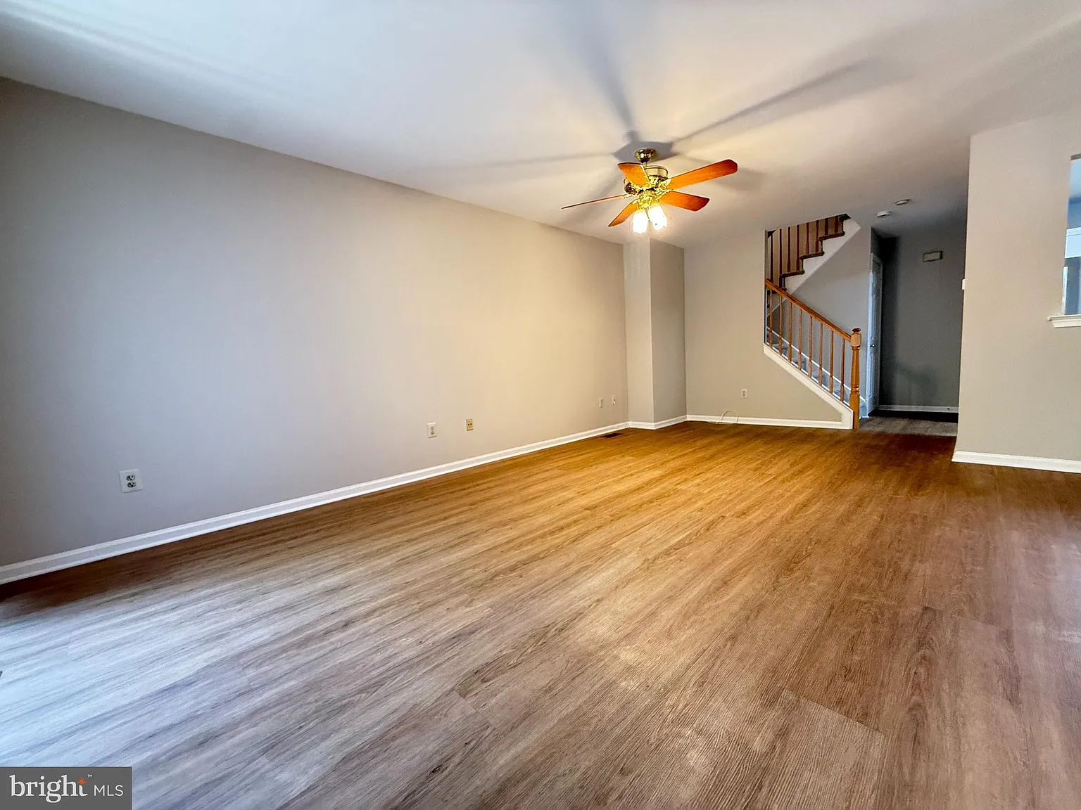 3 bed, 1.5 bath, 1784 sqft, $2,650 — Photo 2