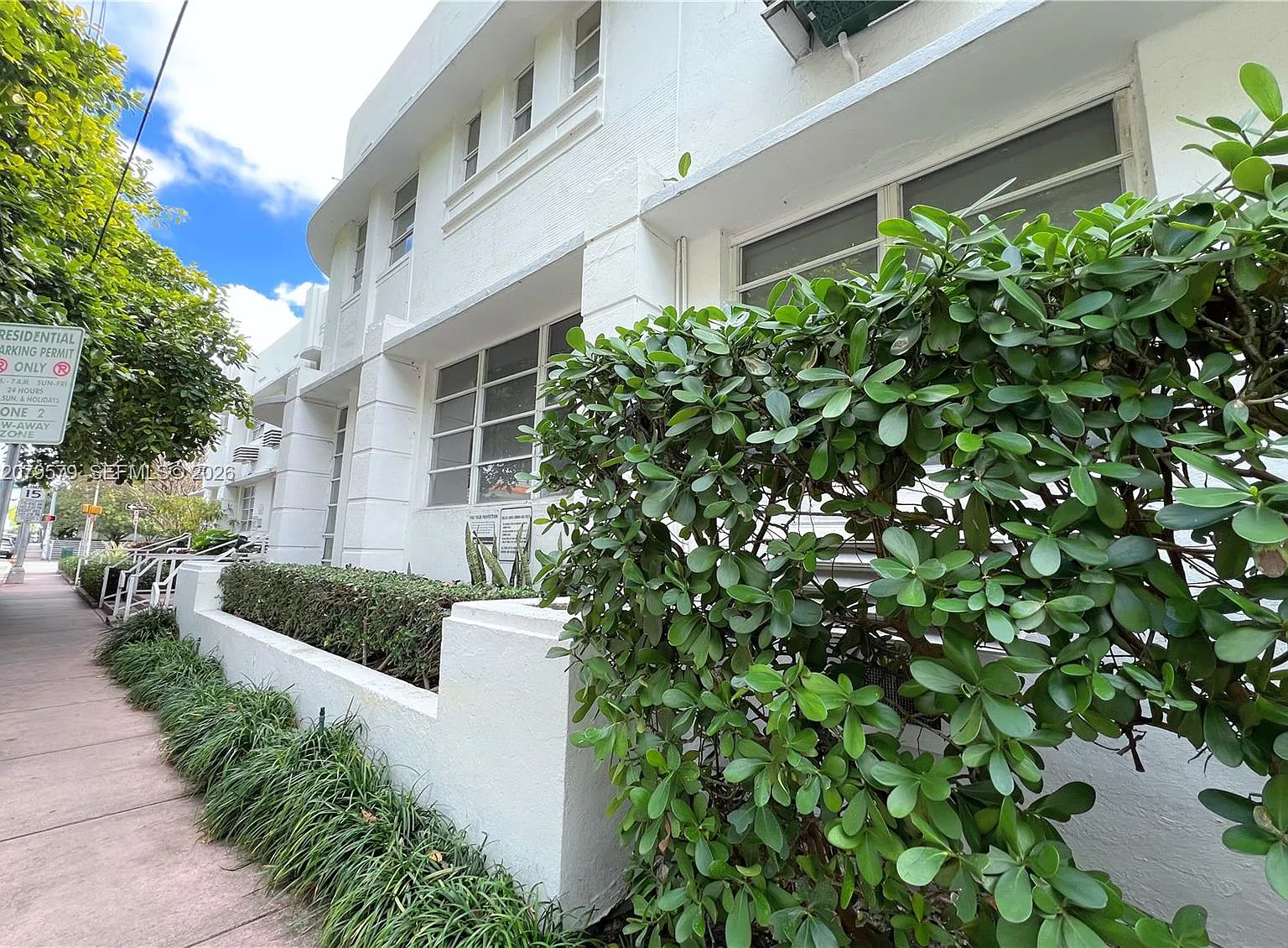 The Bayliss Condo — Photo 3