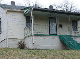 1040 W Broad St, Danville, VA 24541