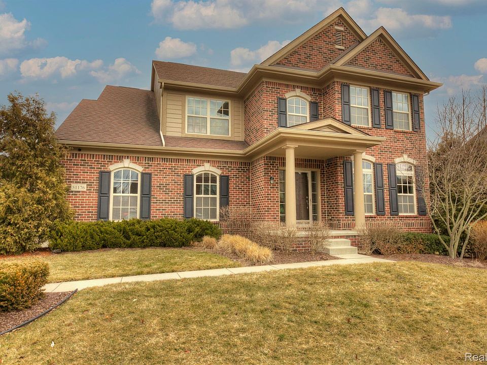 1st image of 51176 Glen Hollow Ave