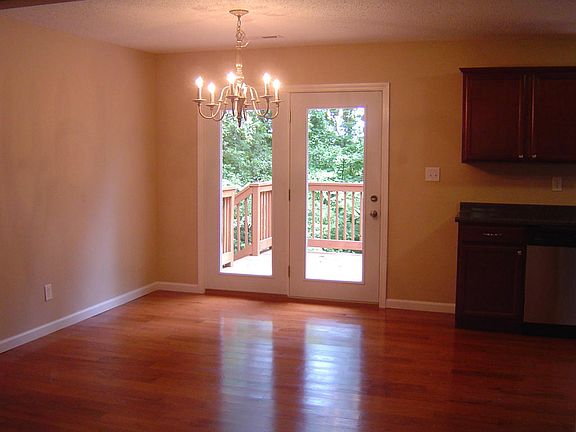 4th image of 3705 Forest Heights Cir