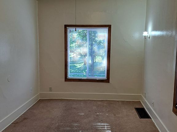 3rd image of 1227 California Ave APT 3