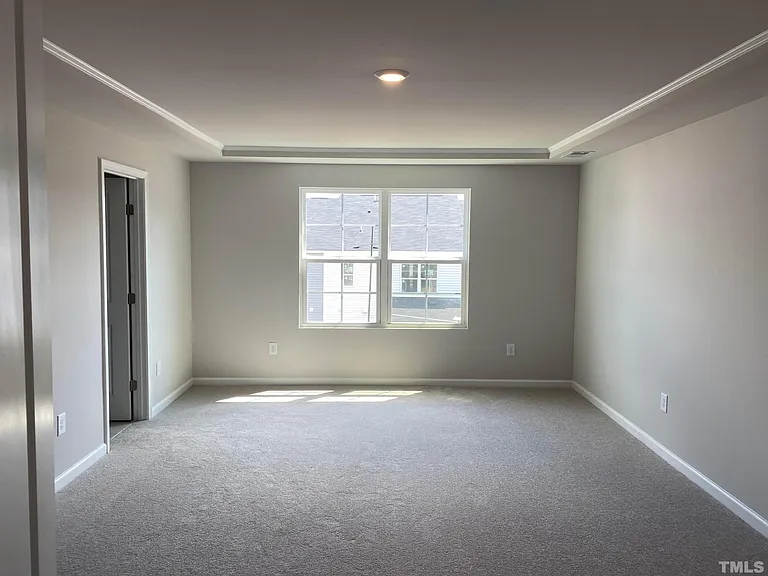 2022 Strickland Oak Way — Photo 9