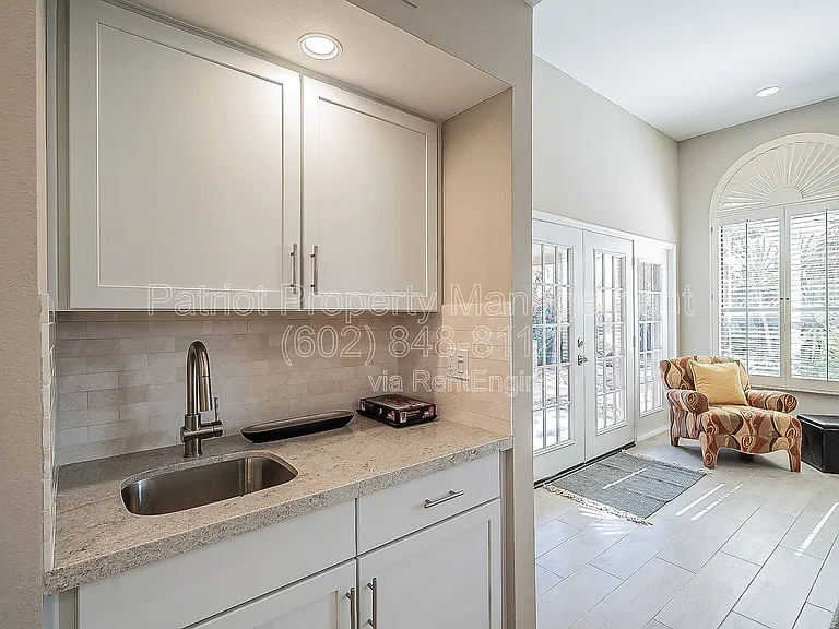 10527 E Fanfol Ln — Photo 16
