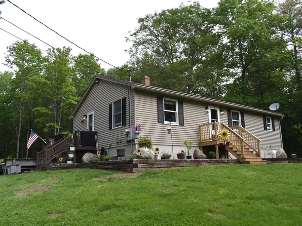 690 Wings Mills Road, Mount Vernon, ME 04352