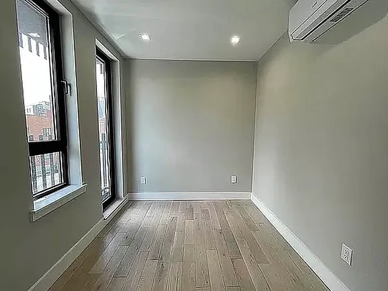 505 Grand St #3A — Photo 6