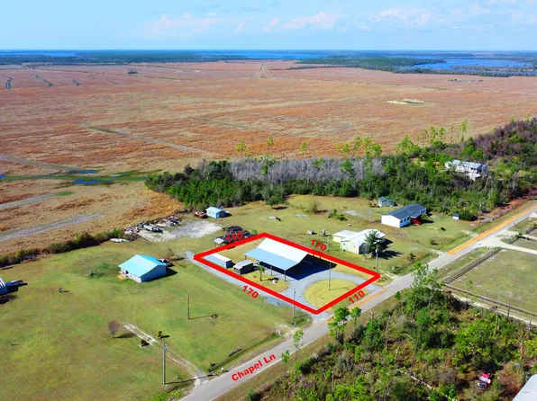 591 Chapel Ln, Port Saint Joe, FL 32456