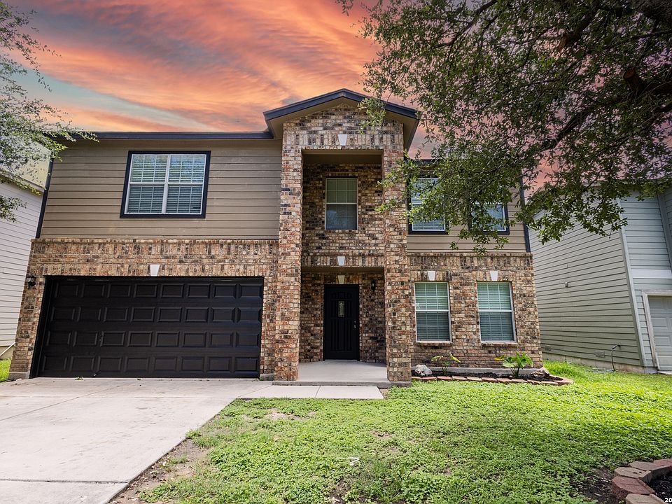 1st image of 418 Orchard Willow