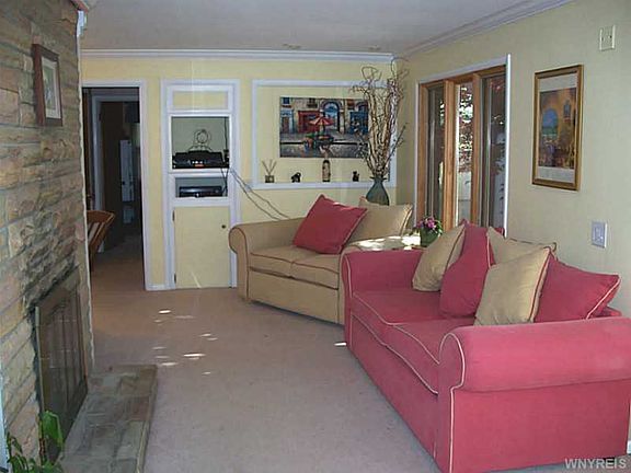 5th image of 50 Caesar Blvd