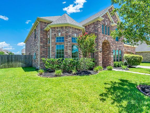 2nd image of 16906 Blue Aaron Ct