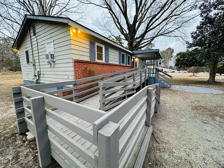 2512 Rockwood Dr — Photo 20