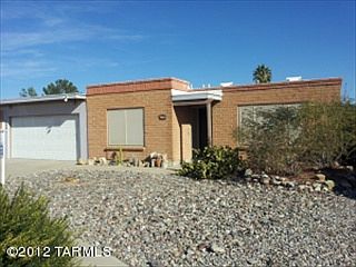 2nd image of 9931 E Bunker Hill Pl