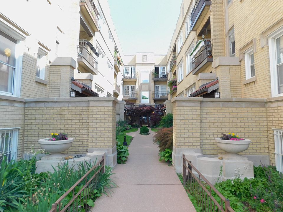 1st image of 1108 W Columbia Ave #17