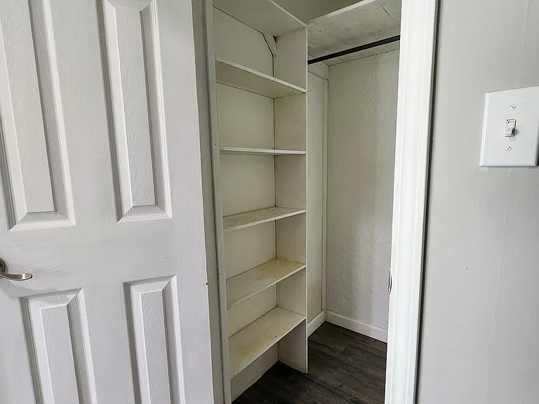 33 Ledgewood Dr — Photo 3