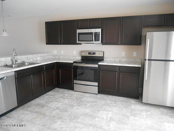 2nd image of 233 E Murrow Ln