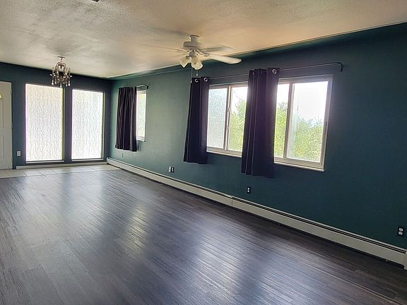 4th image of 655 3rd St