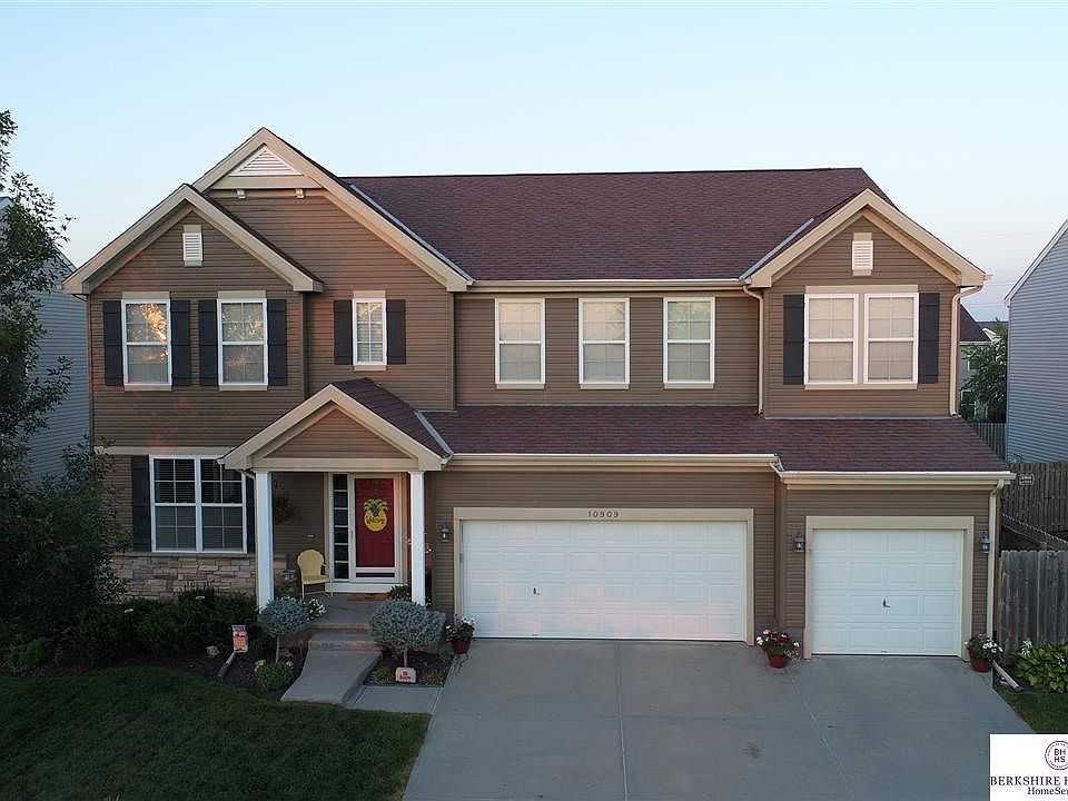 1st image of 10909 S 113th Ave