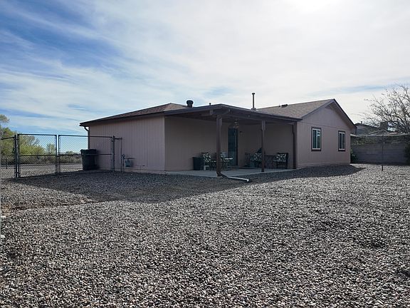 4th image of 386 Pecos Loop SE