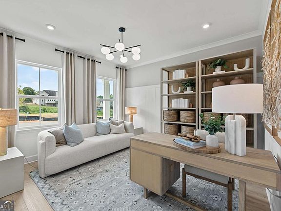 4th image of 814 Tupelo Way